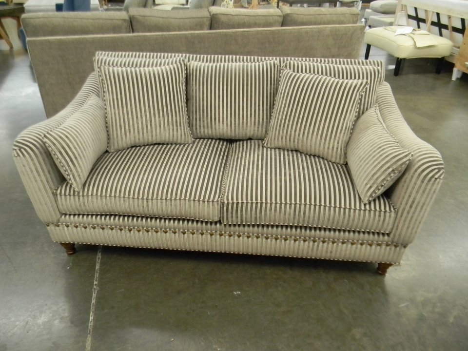 HF-2060 - Sofa