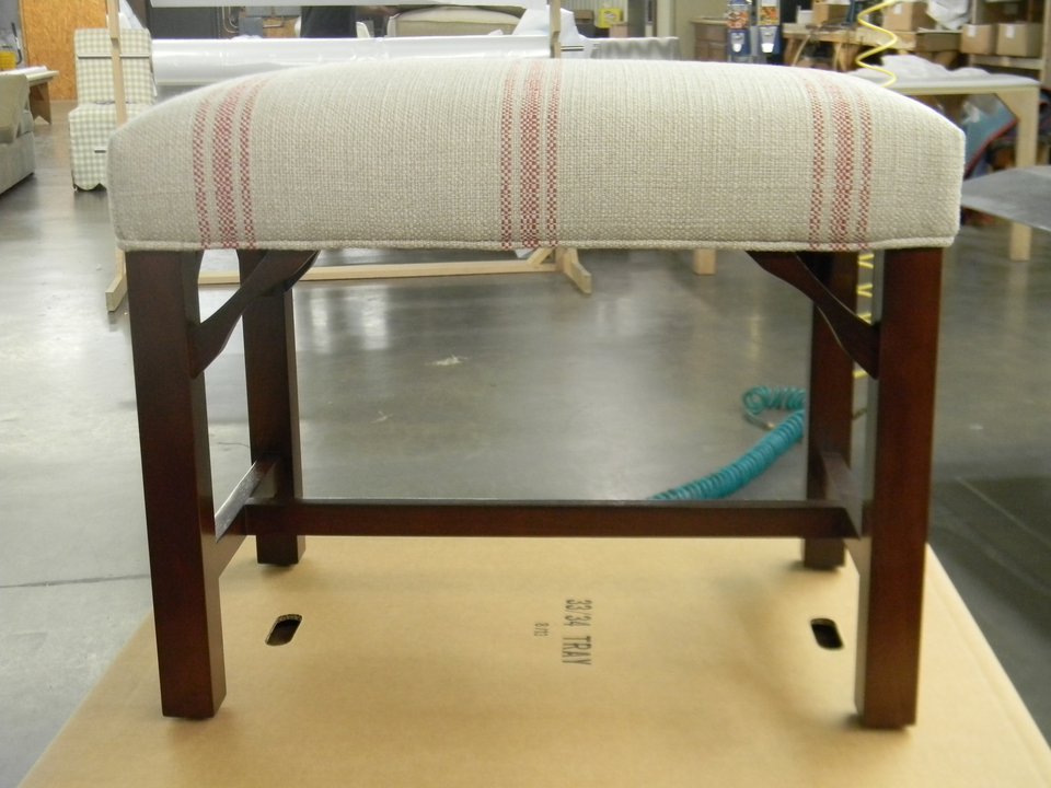 HF-461 - Straight Leg Stool