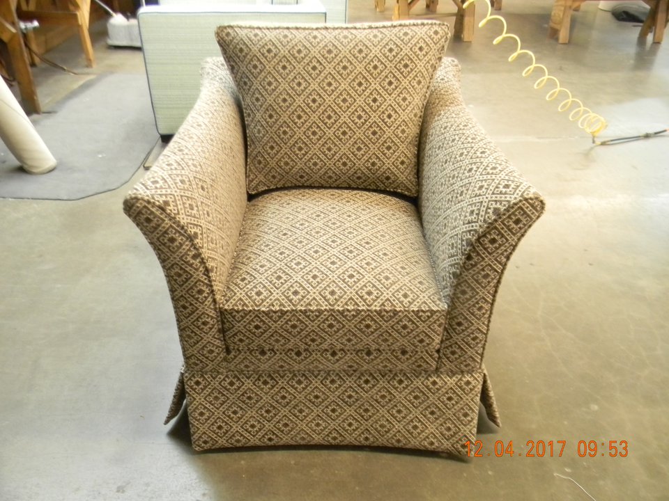 HF-752 - Swivel Chair