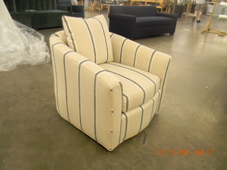 HF-773 - Swivel Chair